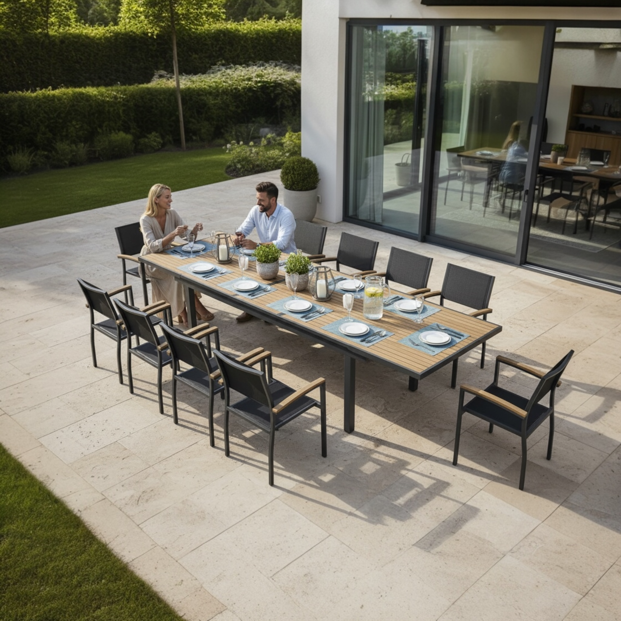 Grande table repas de jardin extensible en aluminium et en teck - TORY PLUS