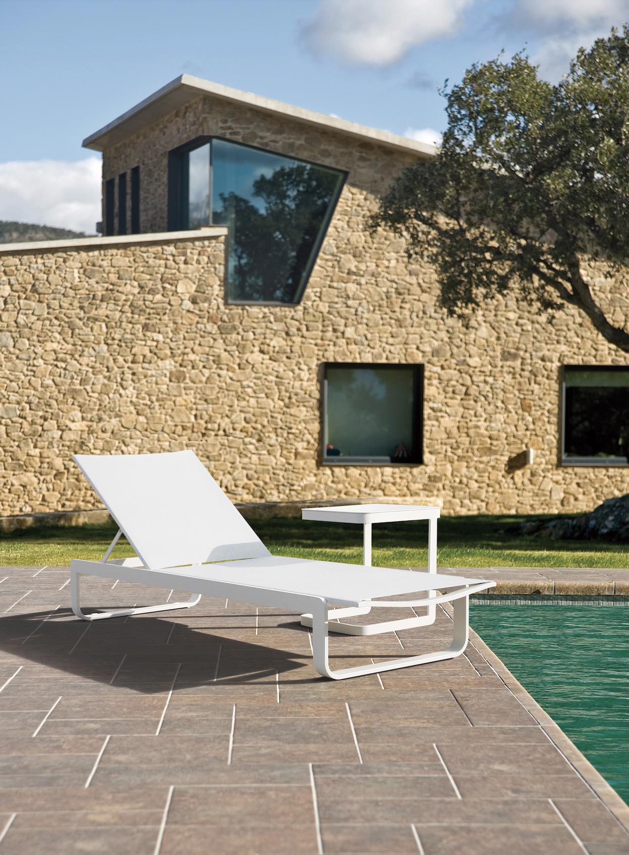 Bain de soleil en aluminium - ROMY toile blanche