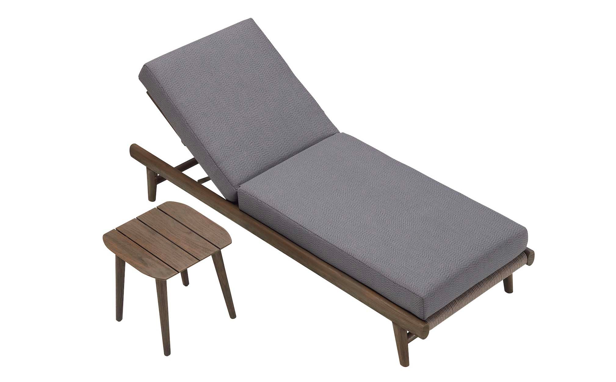 Bain de soleil en teck FSC avec coussin gris en Mousse Quick Dry Foam, dossier inclinable, corde tressée luxueuse, table.