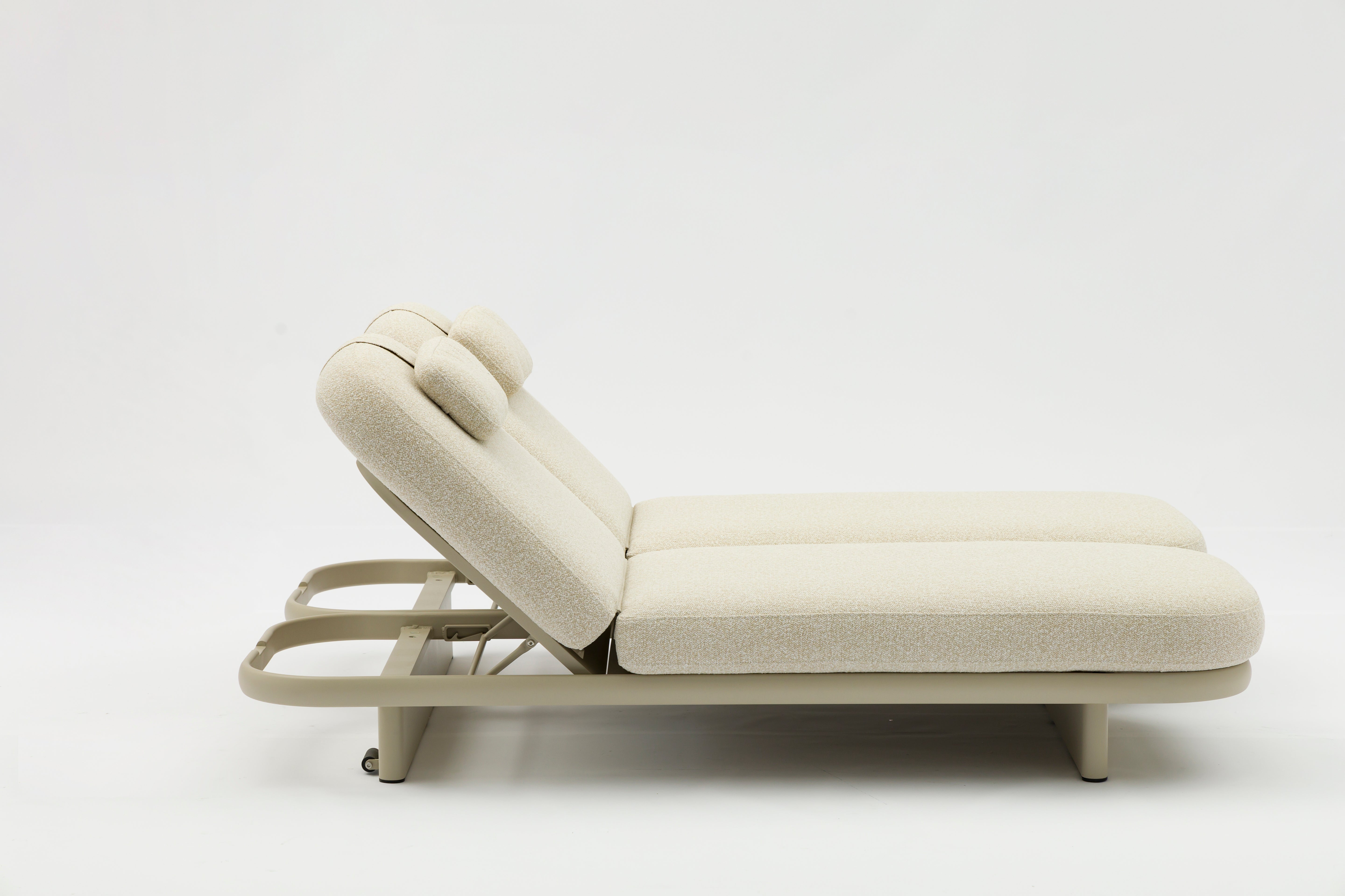 Lit de piscine double ROSA beige en aluminium avec matelas beige