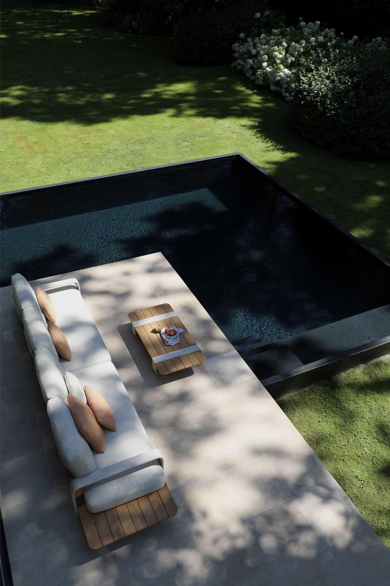 Salon de jardin haut de gamme en aluminium et en teck - ROMEO MINI