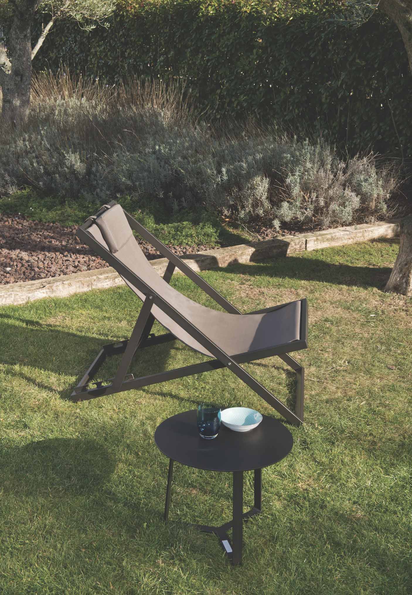 Chilienne, Chaise longue de jardin en aluminium - KASSY NOIR
