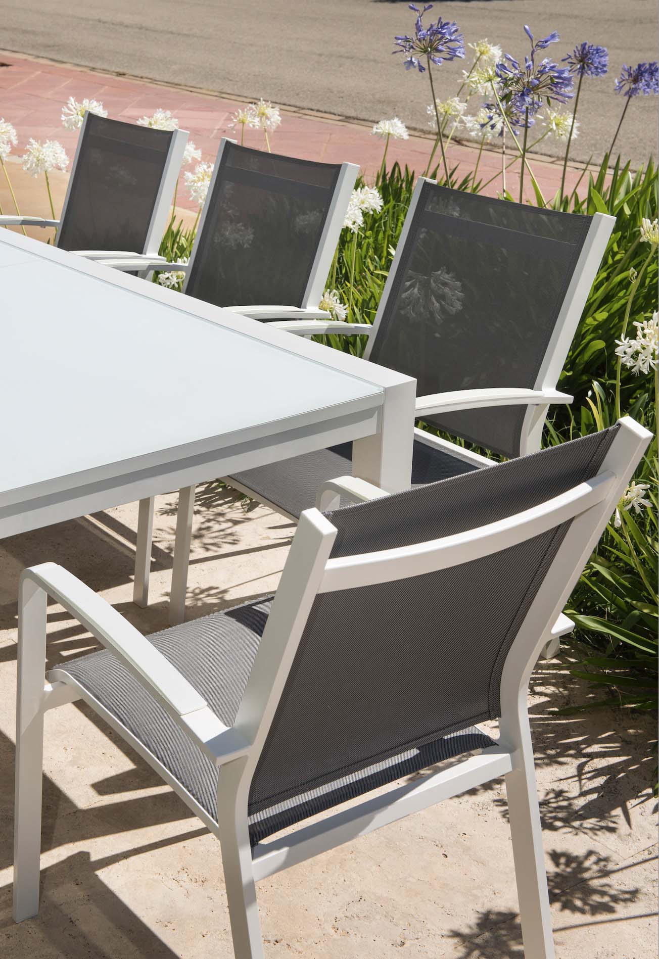 Fauteuil repas empilable en aluminium - NORY PLUS BLANC (lot de 6)