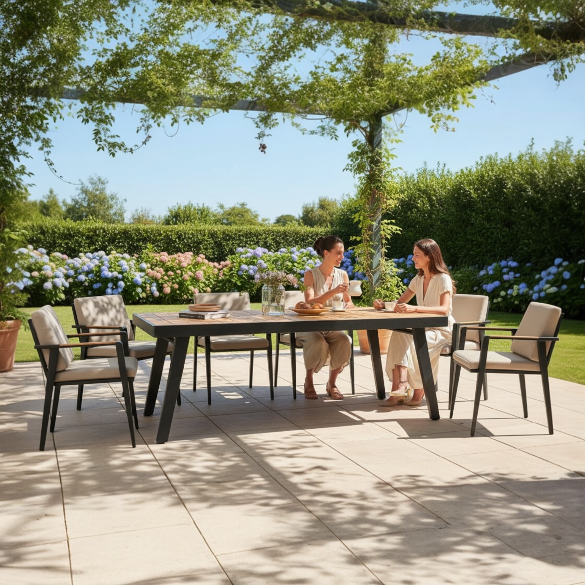 Ensemble repas en aluminium et en teck - LOVY 8PLACES