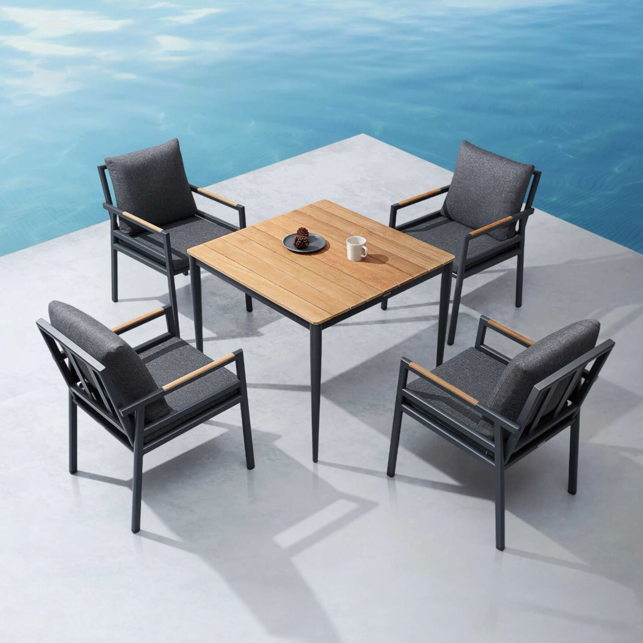 Table et 4 fauteuils de jardin en aluminium noir et teck