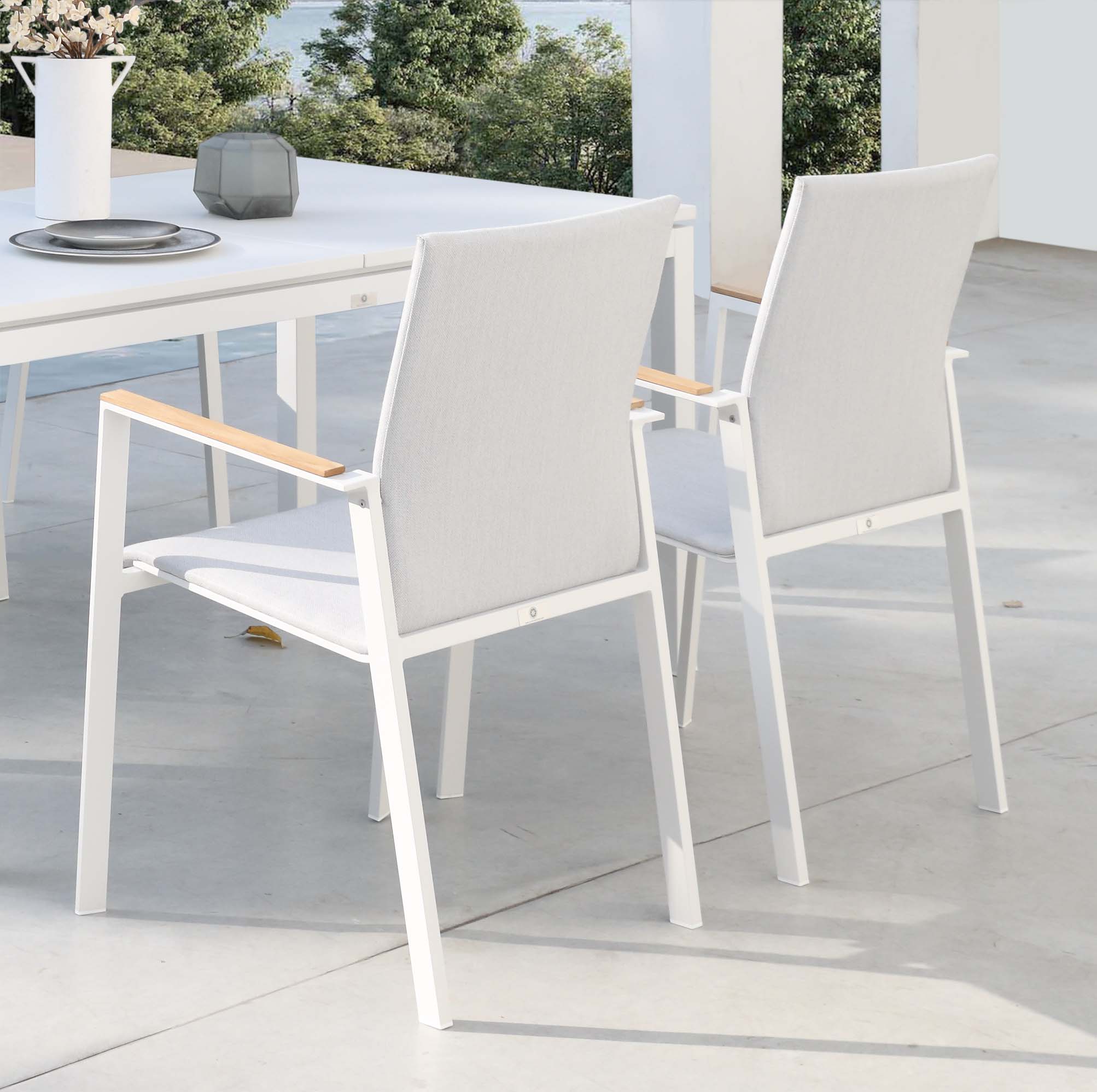 Chaise repas extérieur en aluminium et teck - LILOU (lot de 2)