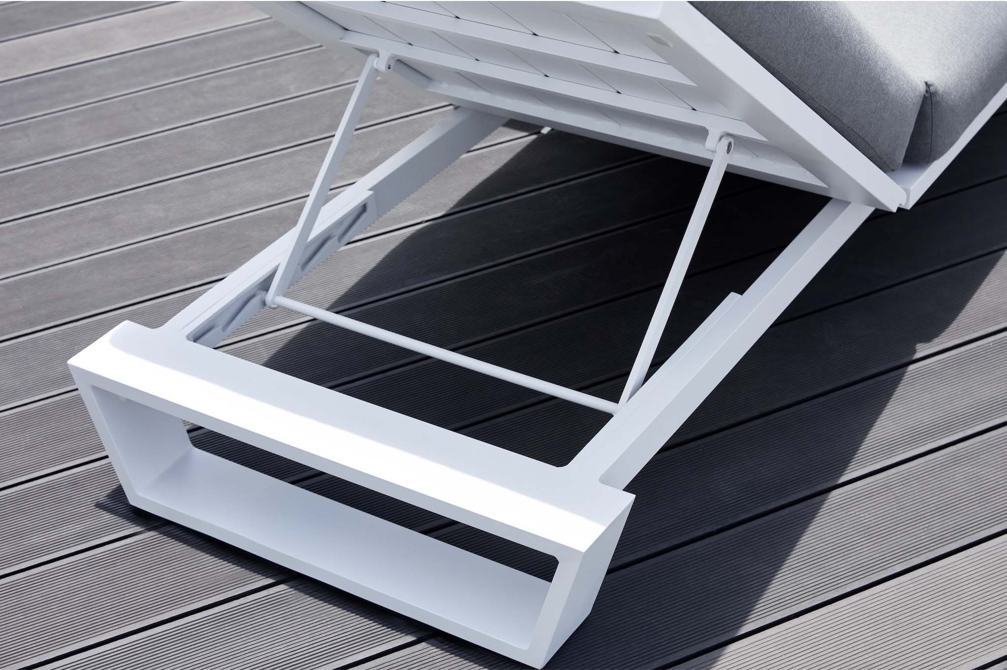 Bain de soleil en aluminium haut de gamme PAGINO BLANC