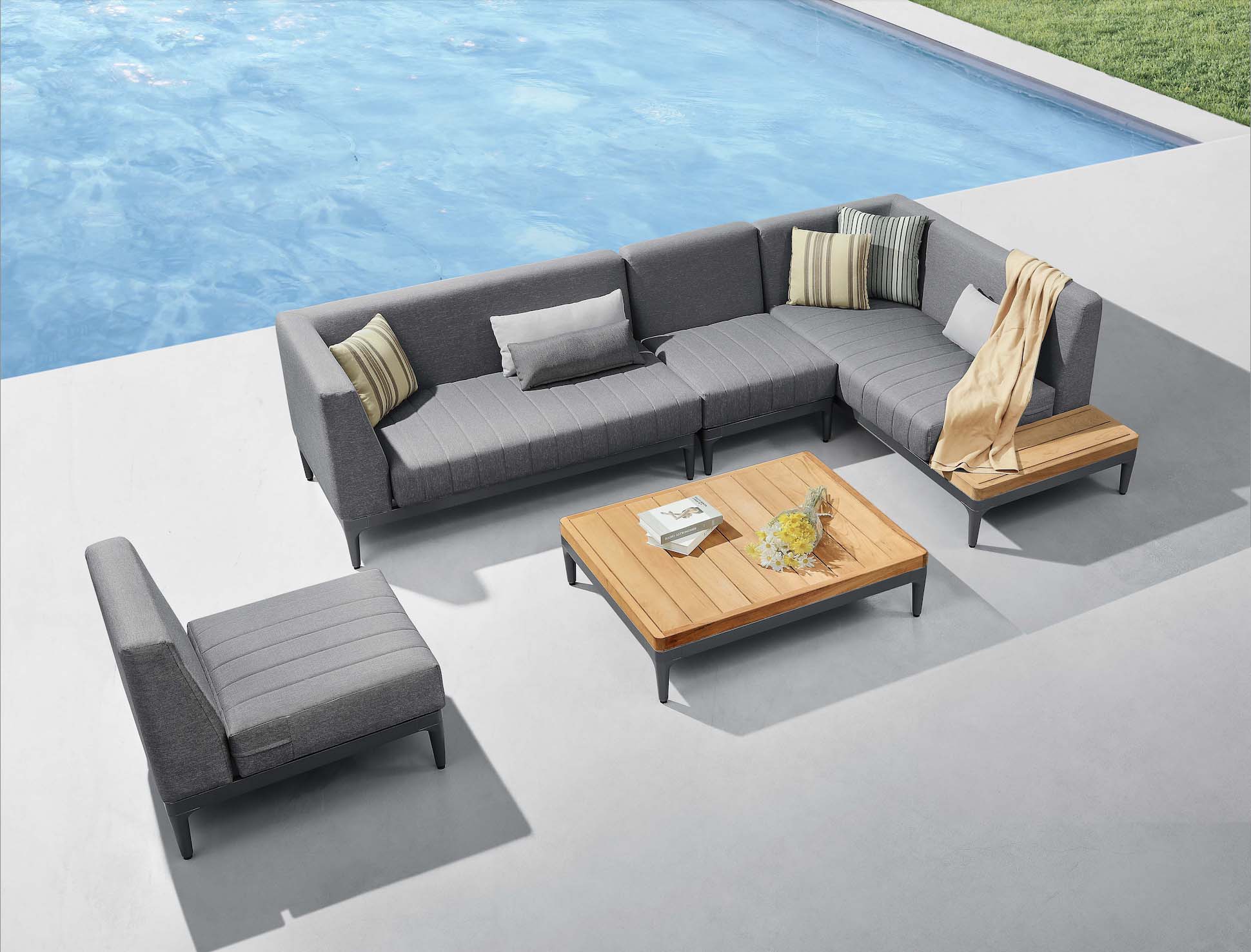 Salon de jardin d'angle design en aluminium et en teck - SIRA MINI