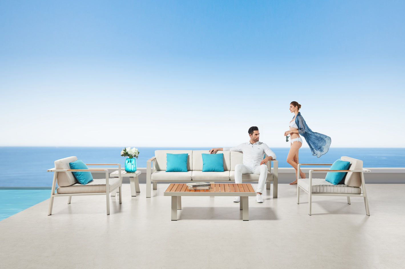 Salon de jardin en aluminium et en teck 5 places - NOFFY PLUS