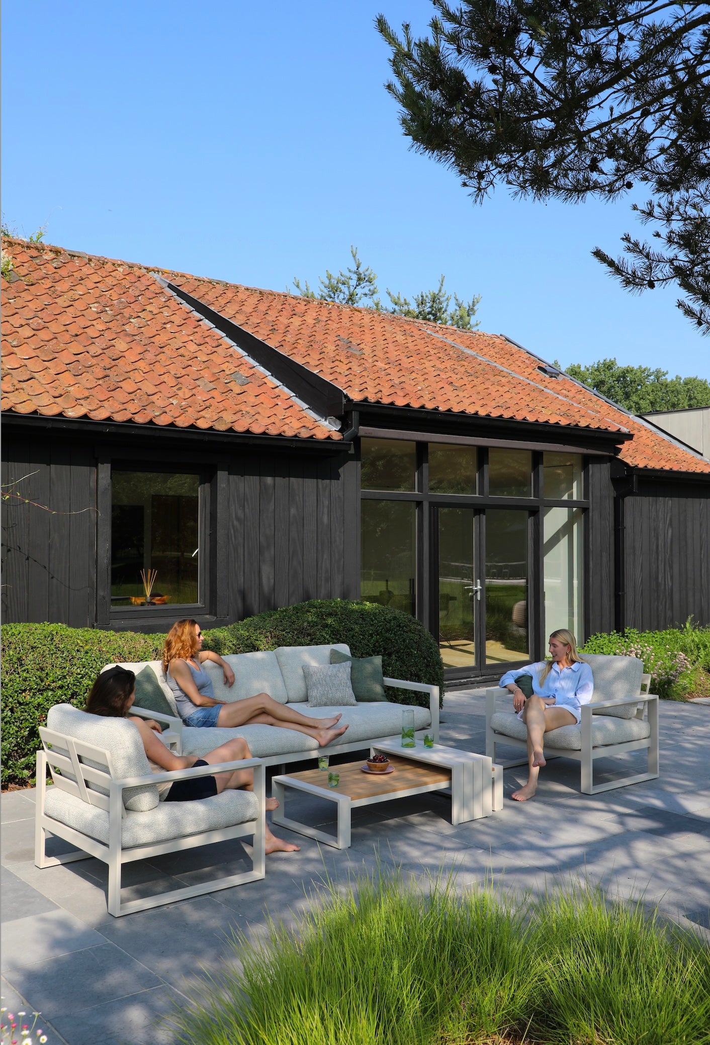 Salon de jardin haut de gamme modulable - MAEL