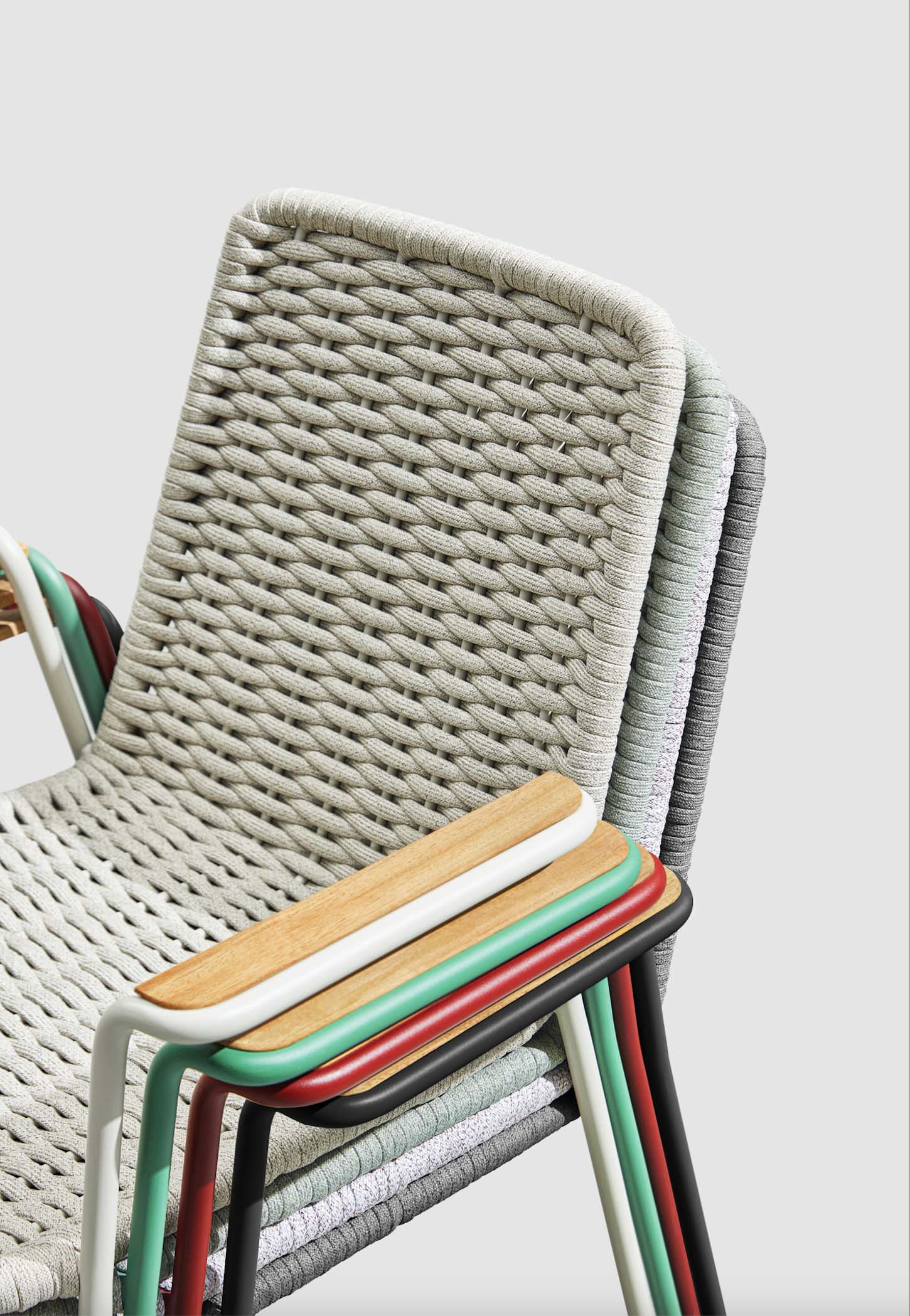 Chaise bistrot haut de gamme en aluminium beige avec assise et dossier en corde tressée, design élégant pour terrasse de.