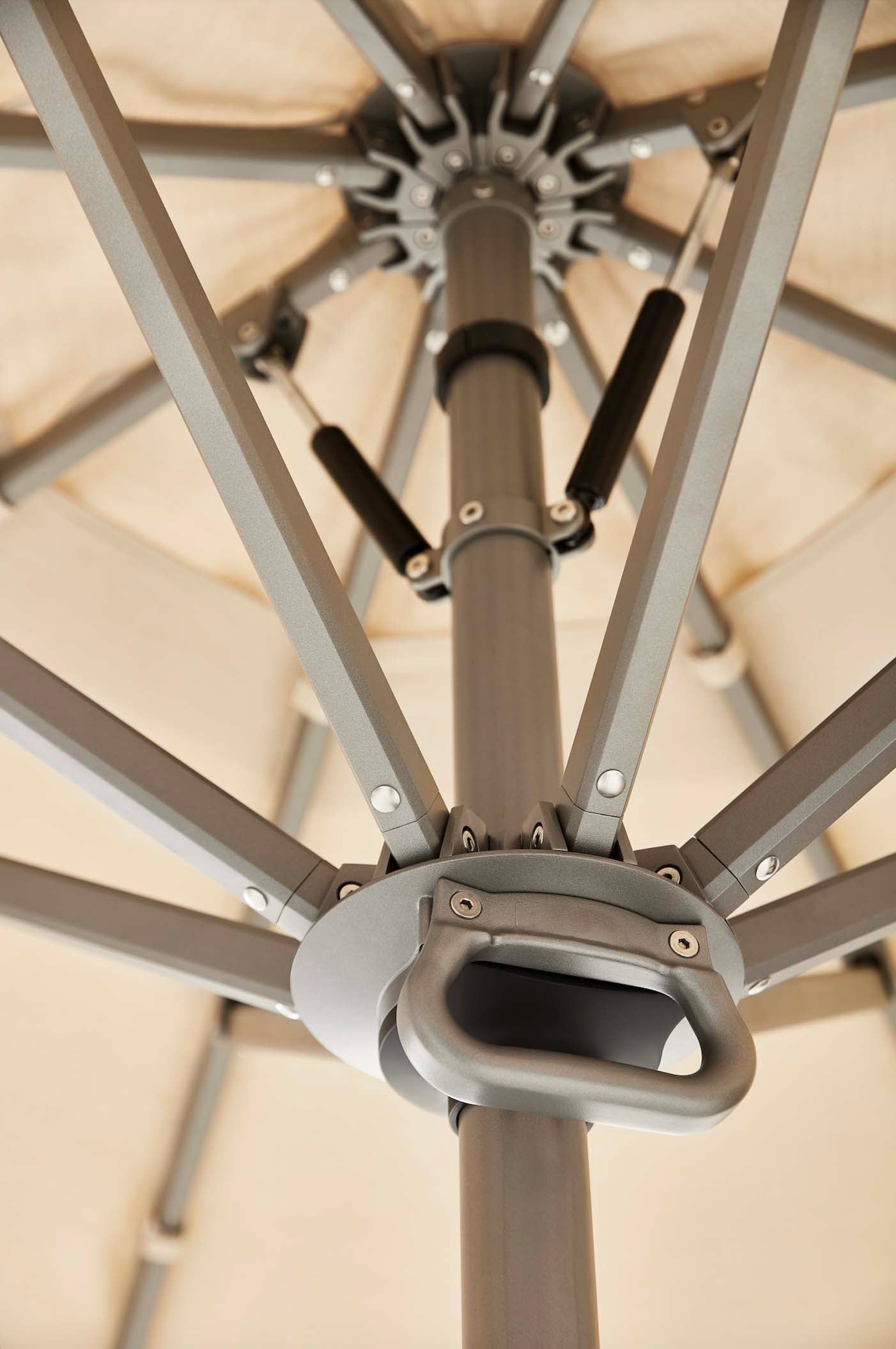 Parasol en aluminium gris avec toile acrylique 2.75 X 2.75 M - LOLI BEIGE