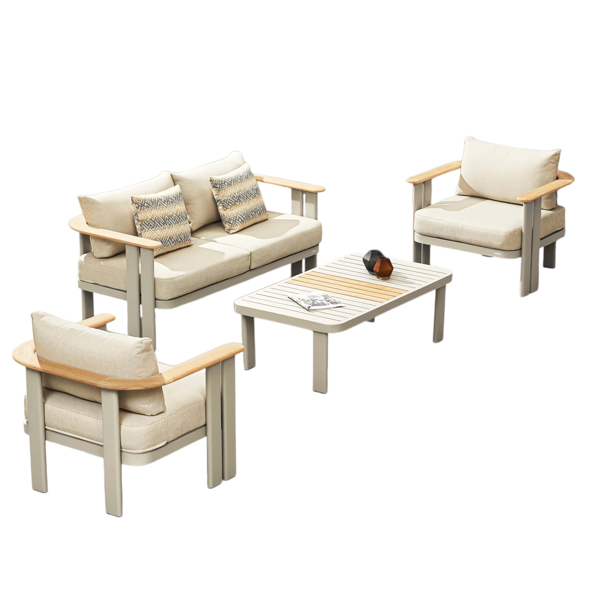 Salon de jardin 4 places en aluminium et teck haut de gamme.