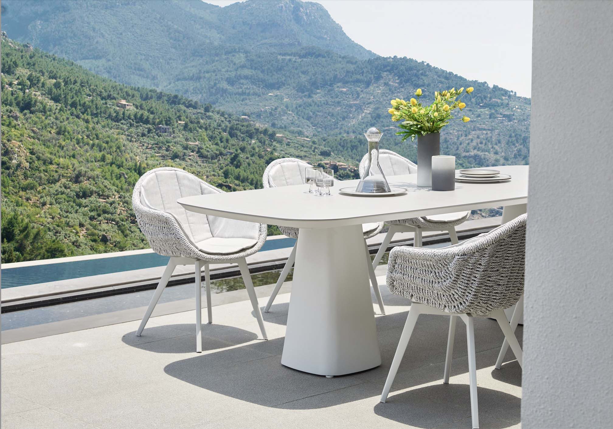 Table repas de jardin haut de gamme en aluminium - avec plateau en céramique MILO
