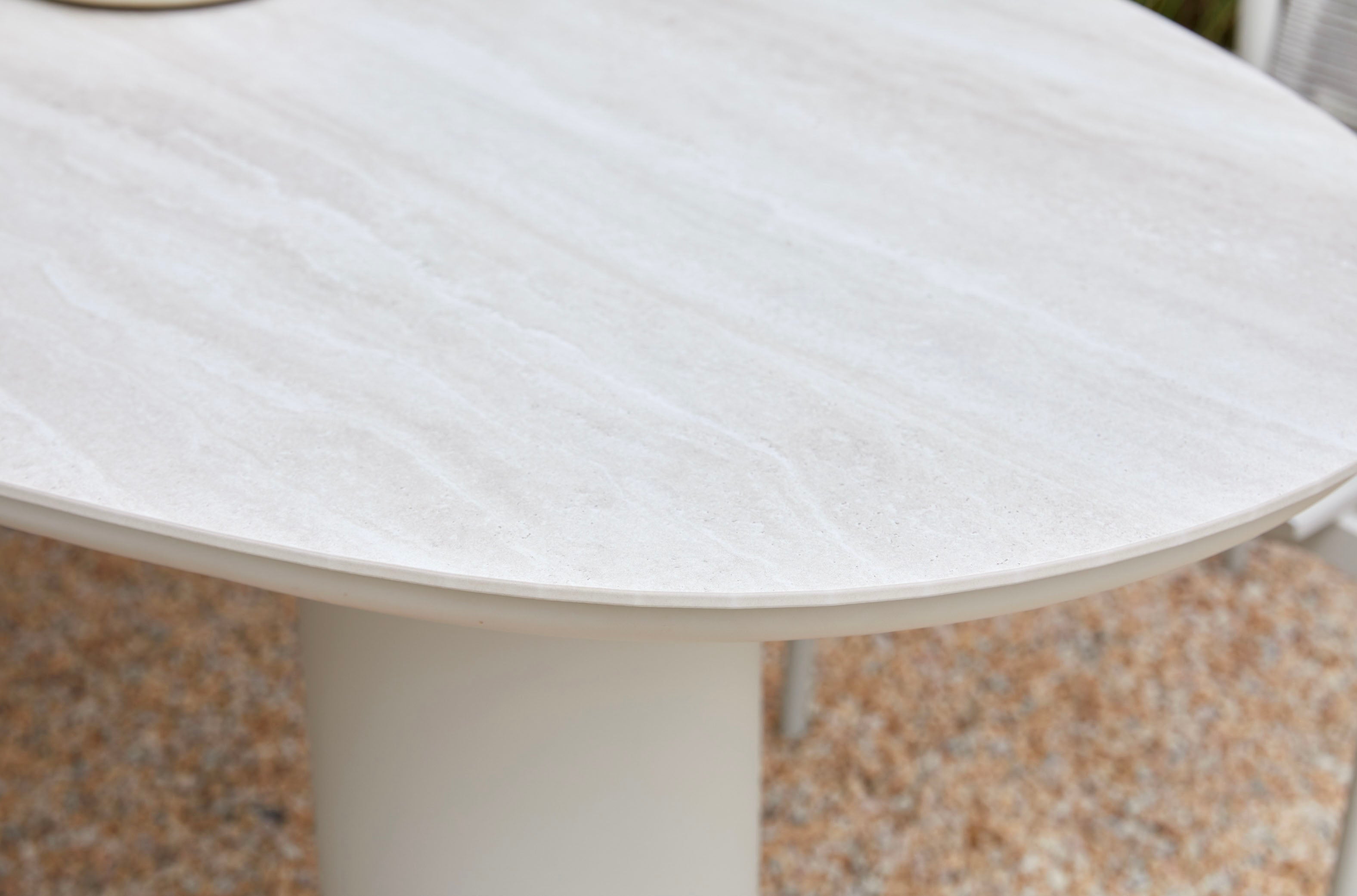 Grande table à manger ovale avec plateau en céramique - LYSE