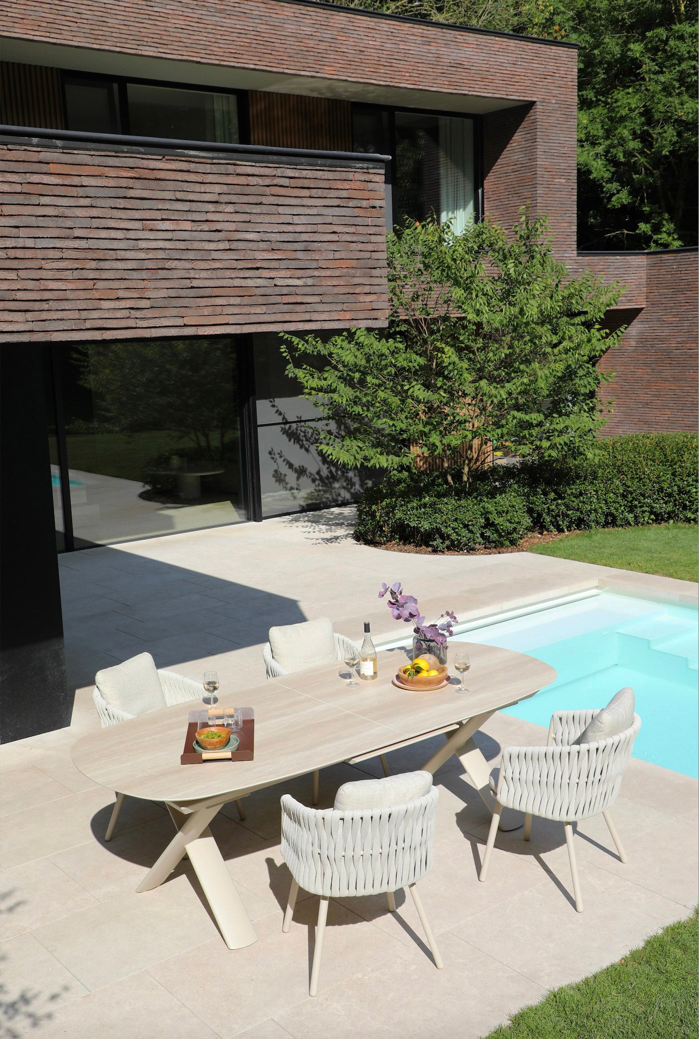 Fauteuil repas extérieur confortable en aluminium et corde - LIVIO BEIGE