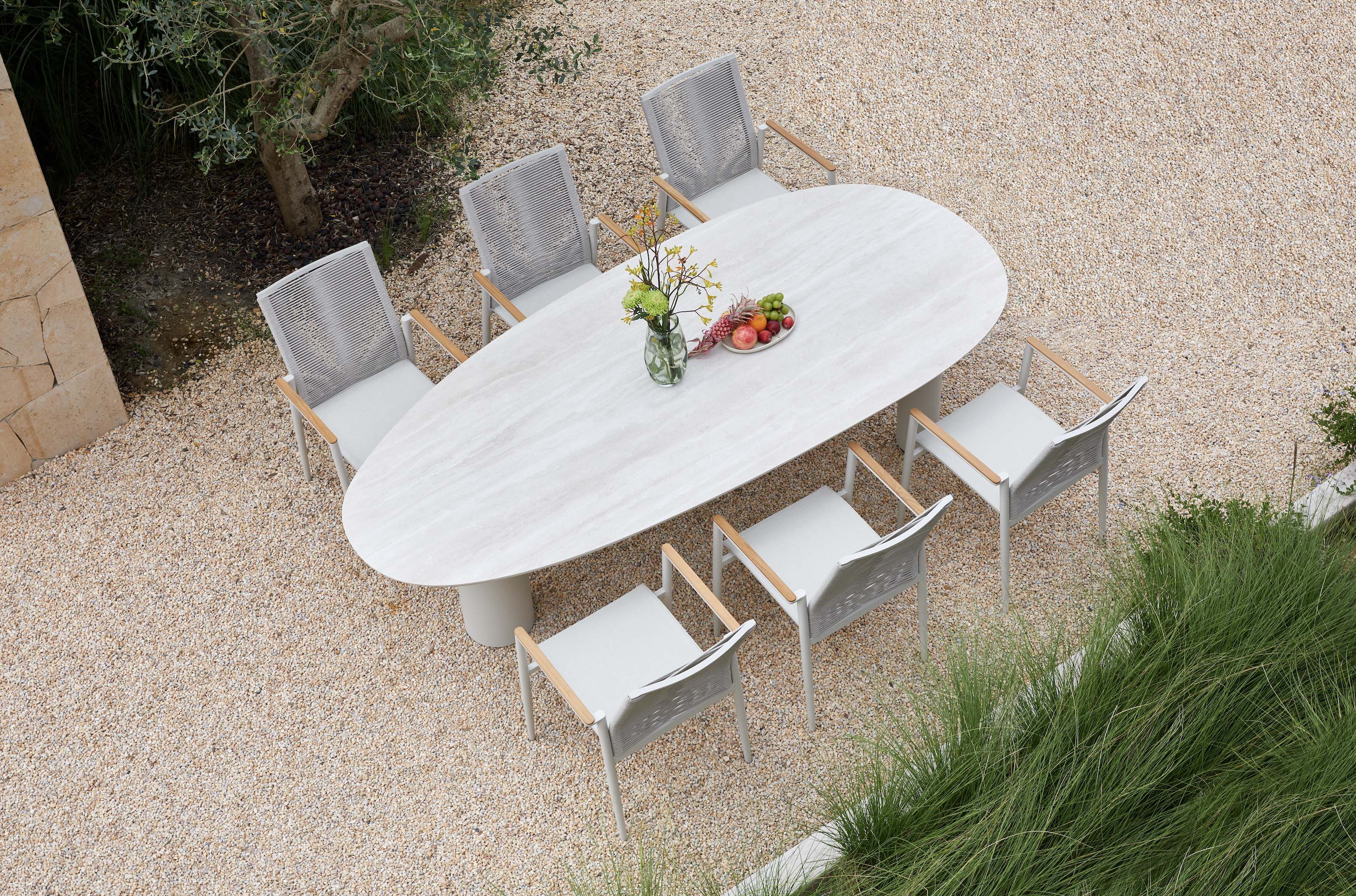 Grande table à manger ovale avec plateau en céramique - LYSE