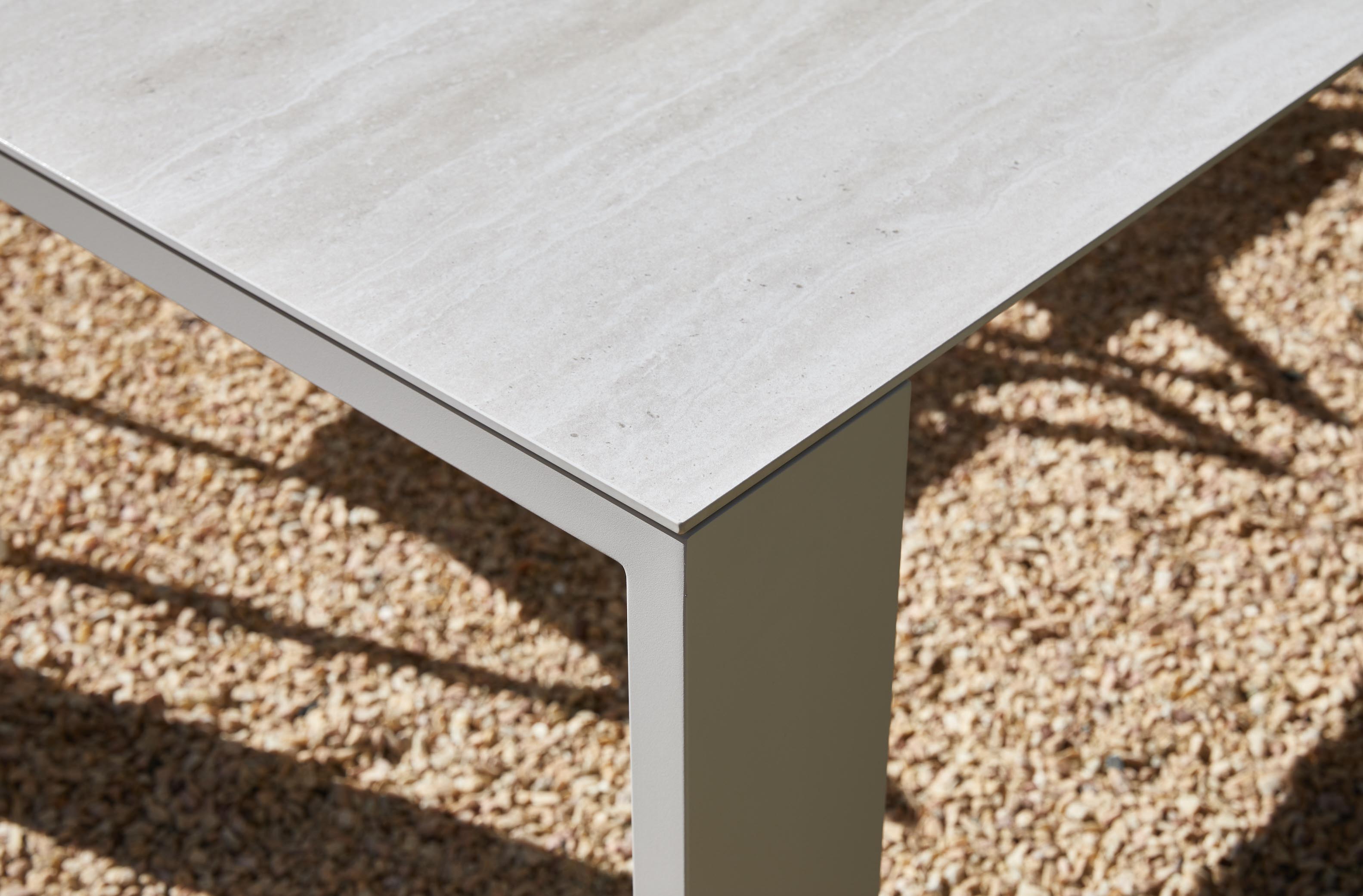 Table d'extérieur avec plateau en céramique - JULES