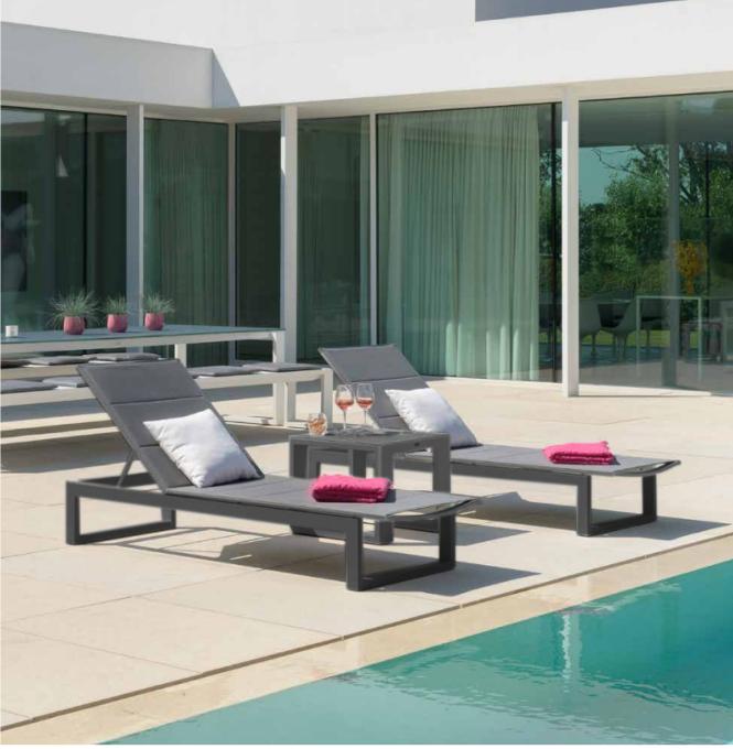 Duo de bains de soleil en aluminium + table basse - FERMO Noir