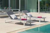 Duo de bains de soleil en aluminium + table basse - FERMO Gris anthracite