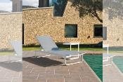 Duo de bains de soleil en aluminium + table basse - ROMY