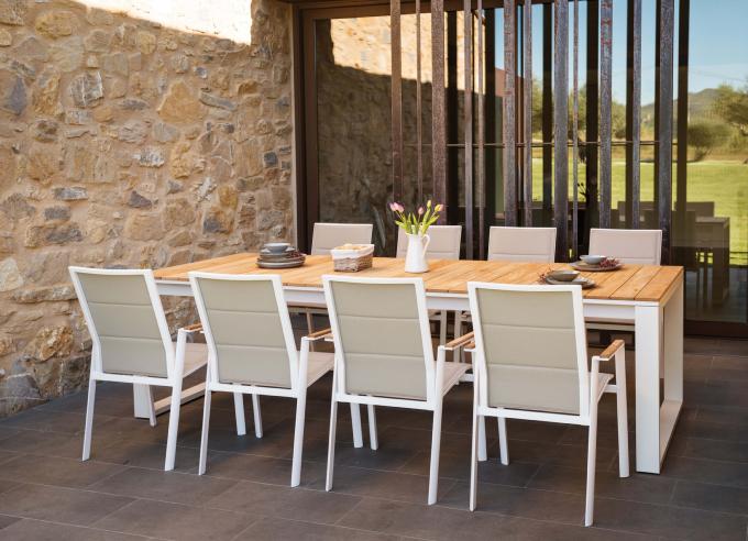 Découvrez nos table de repas en plein air pour les grands groupes