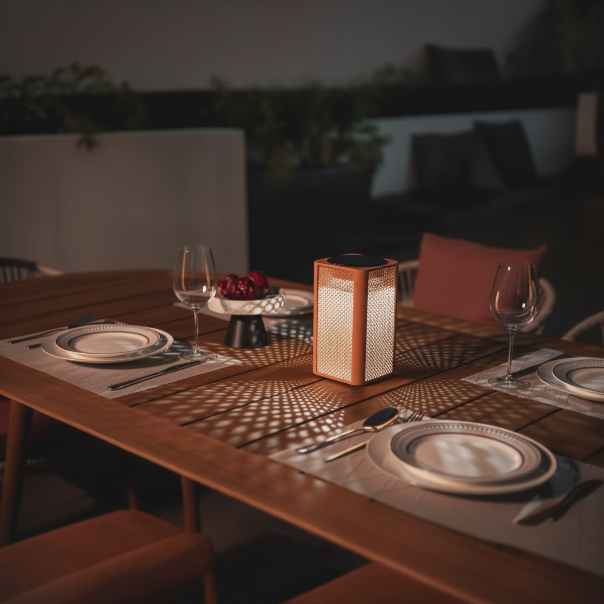 Lampe solaire d'extérieur aluminium rouge - ARLO CUBE