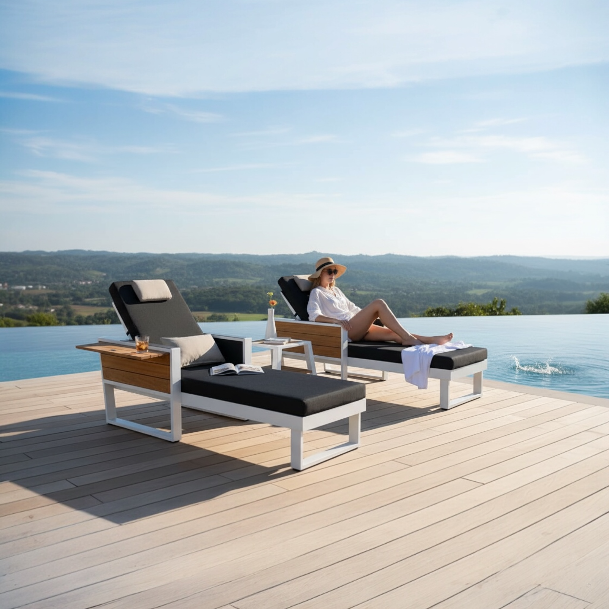 Chaise longue de jardin design en alu et teck york blanc 