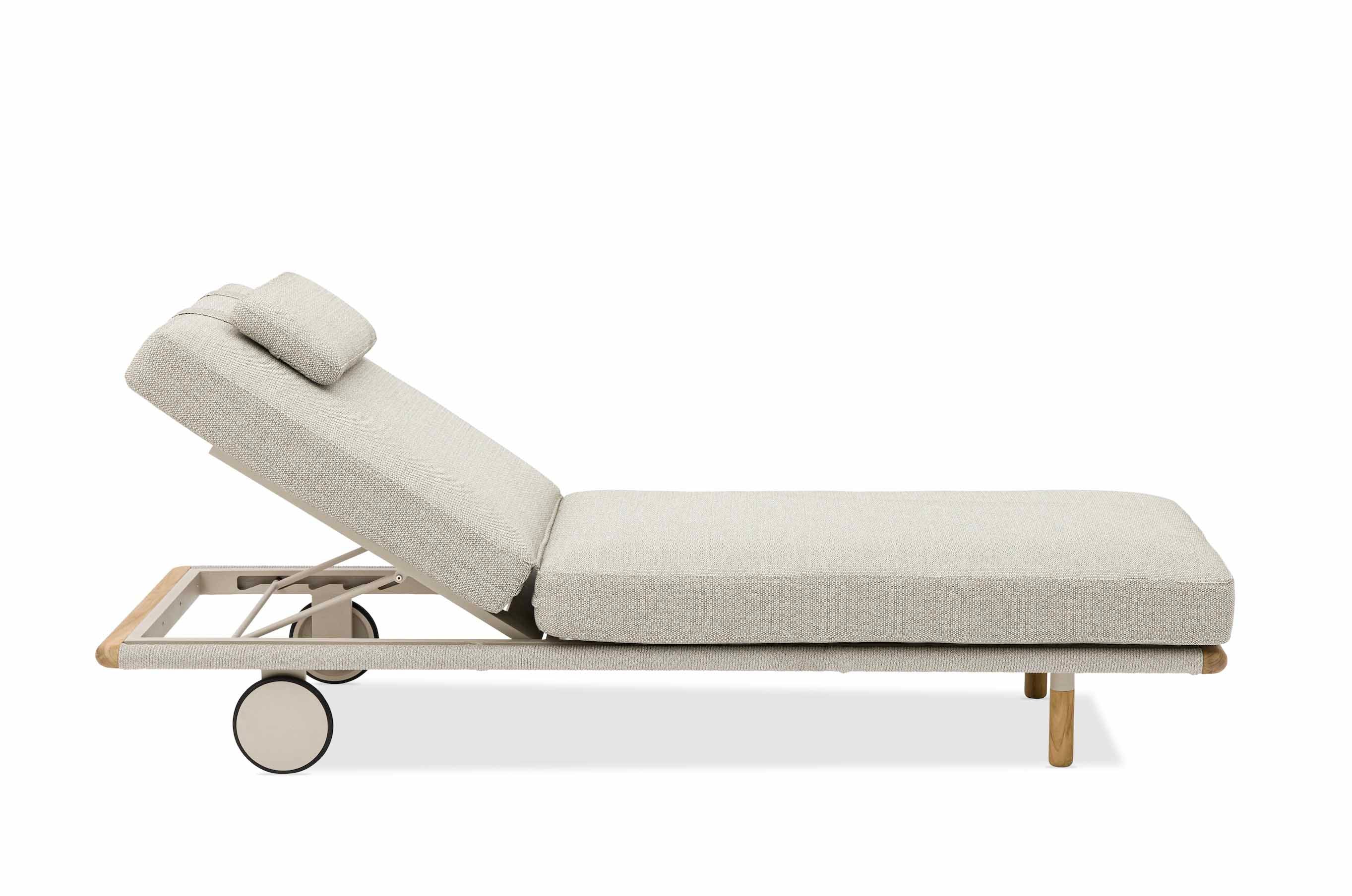 Bain de soleil luxe en aluminium by designer Belge - RIVIERA