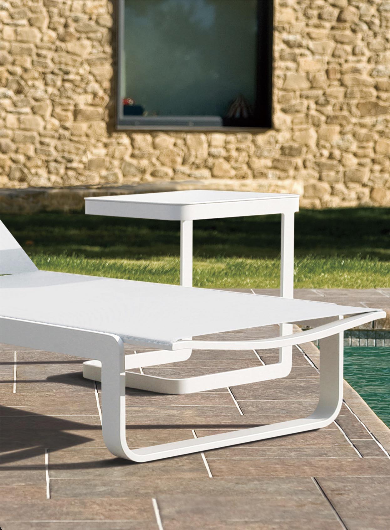 Bain de soleil en aluminium - ROMY toile blanche