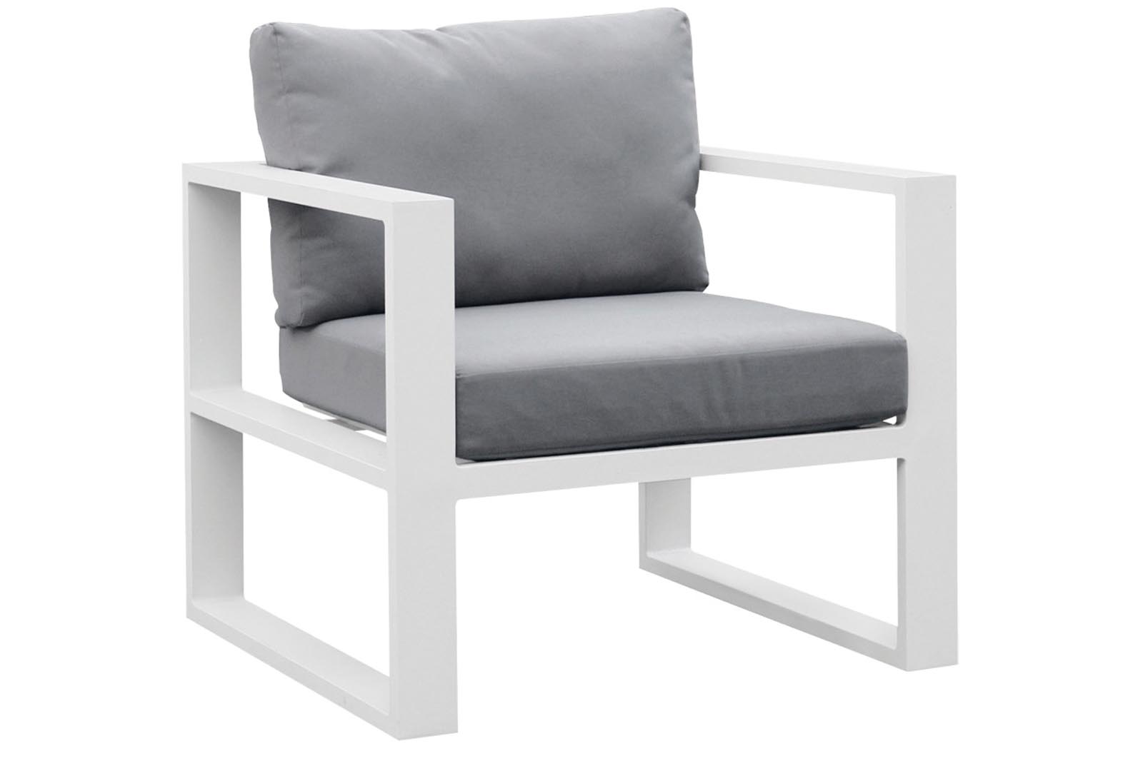Fauteuil modulable haut de gamme en aluminium blanc mat avec coussins gris, design épuré et élégant pour jardin extérieur.