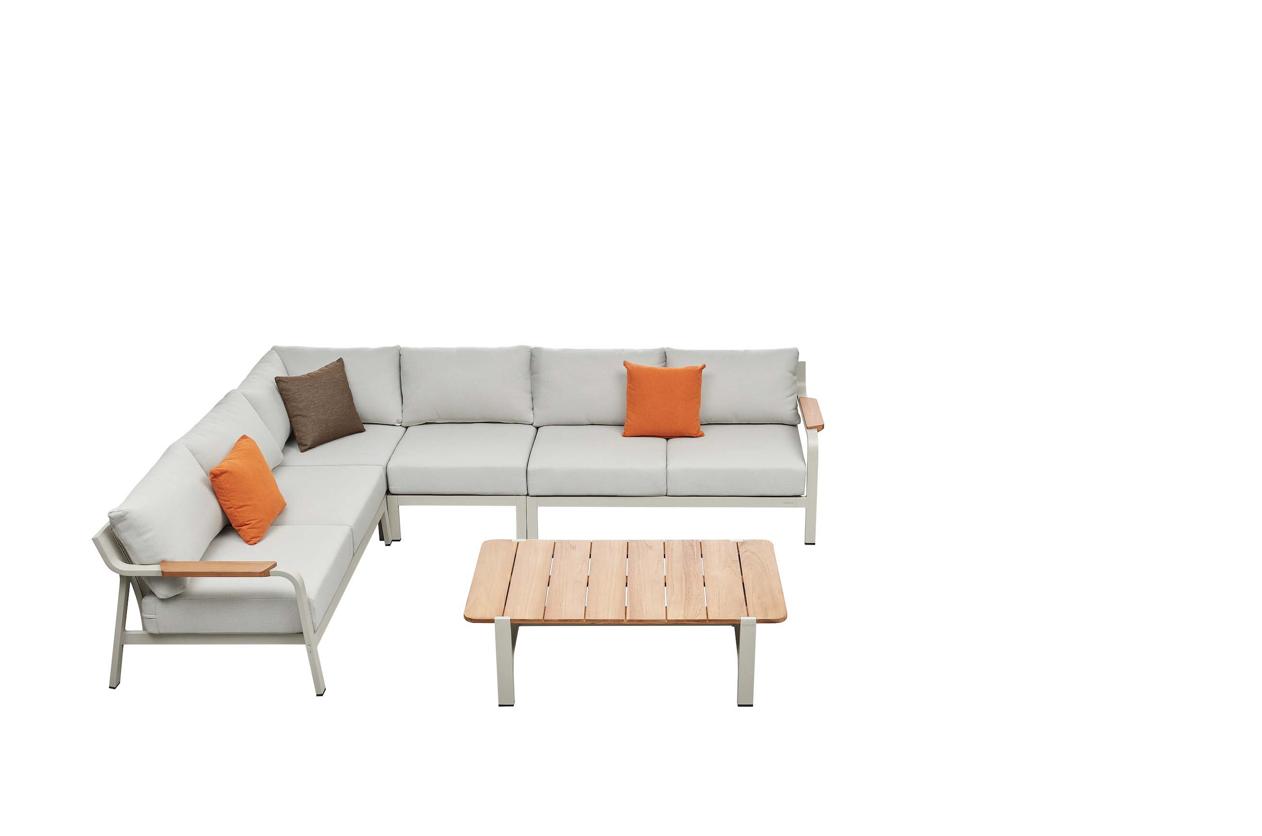 Canapé d'angle 5 places en aluminium et Teck FSC, coussins épais beige et assise en textilène, design luxe méditerranéen.