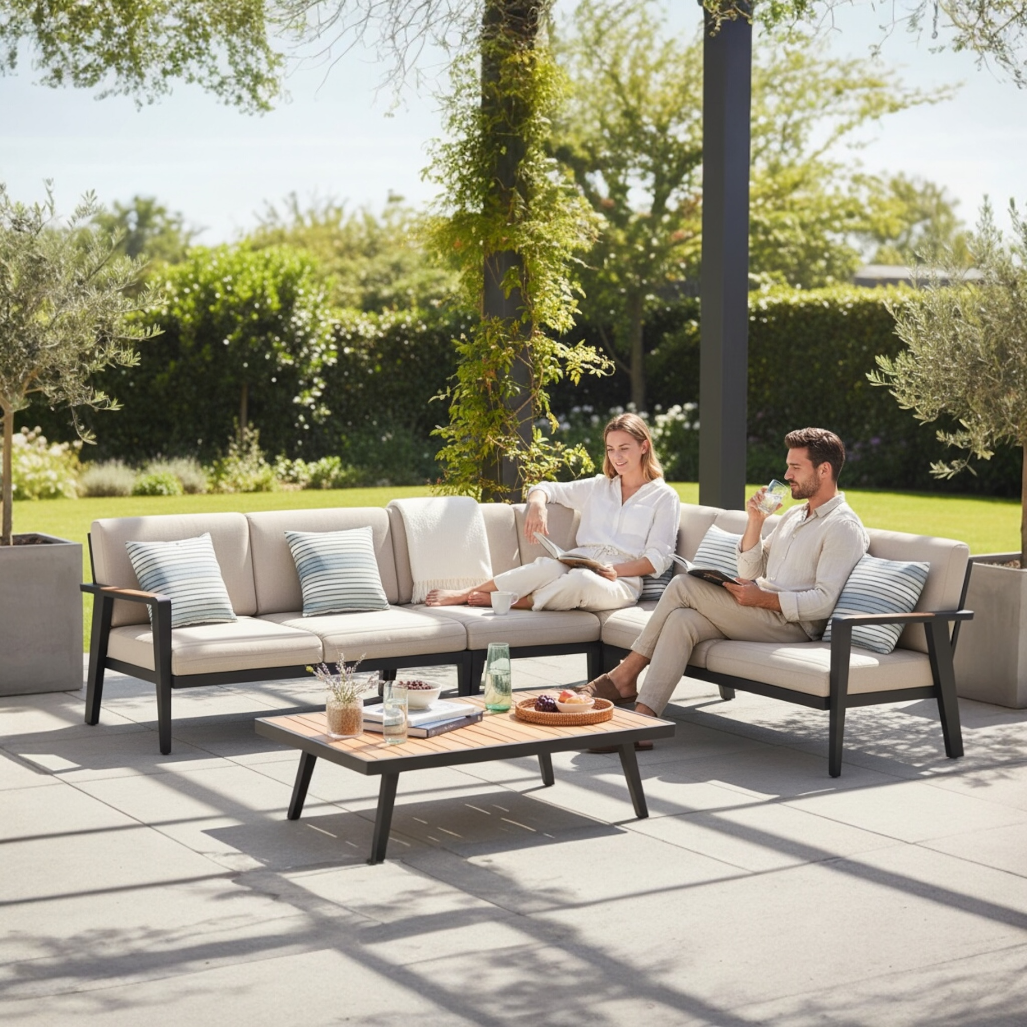 Salon de jardin d'angle en aluminium et en teck - LOVY COSY