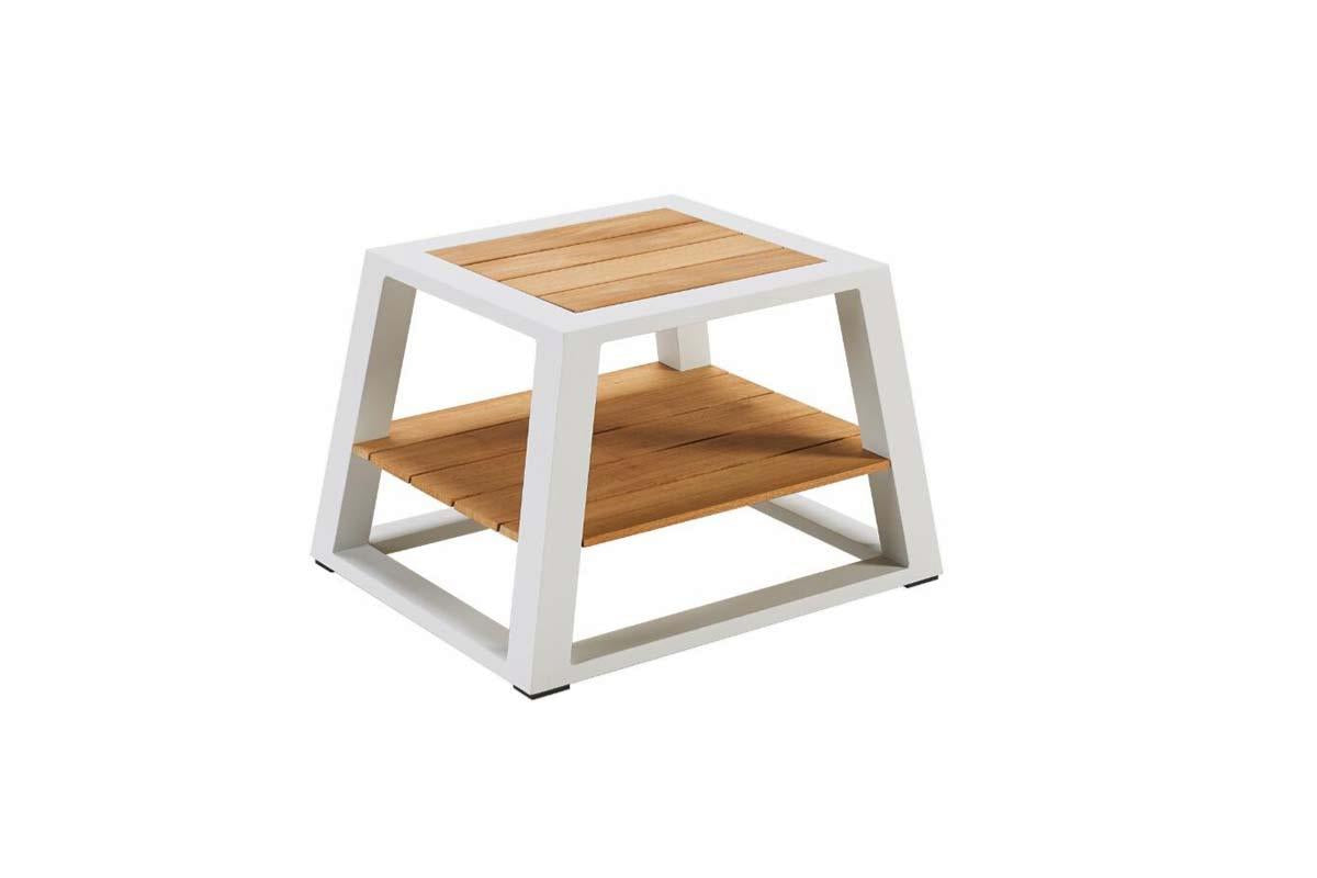 Table d'appoint carrée au design innovant avec structure aluminium inoxydable blanche et plateaux en Teck FSC naturel.